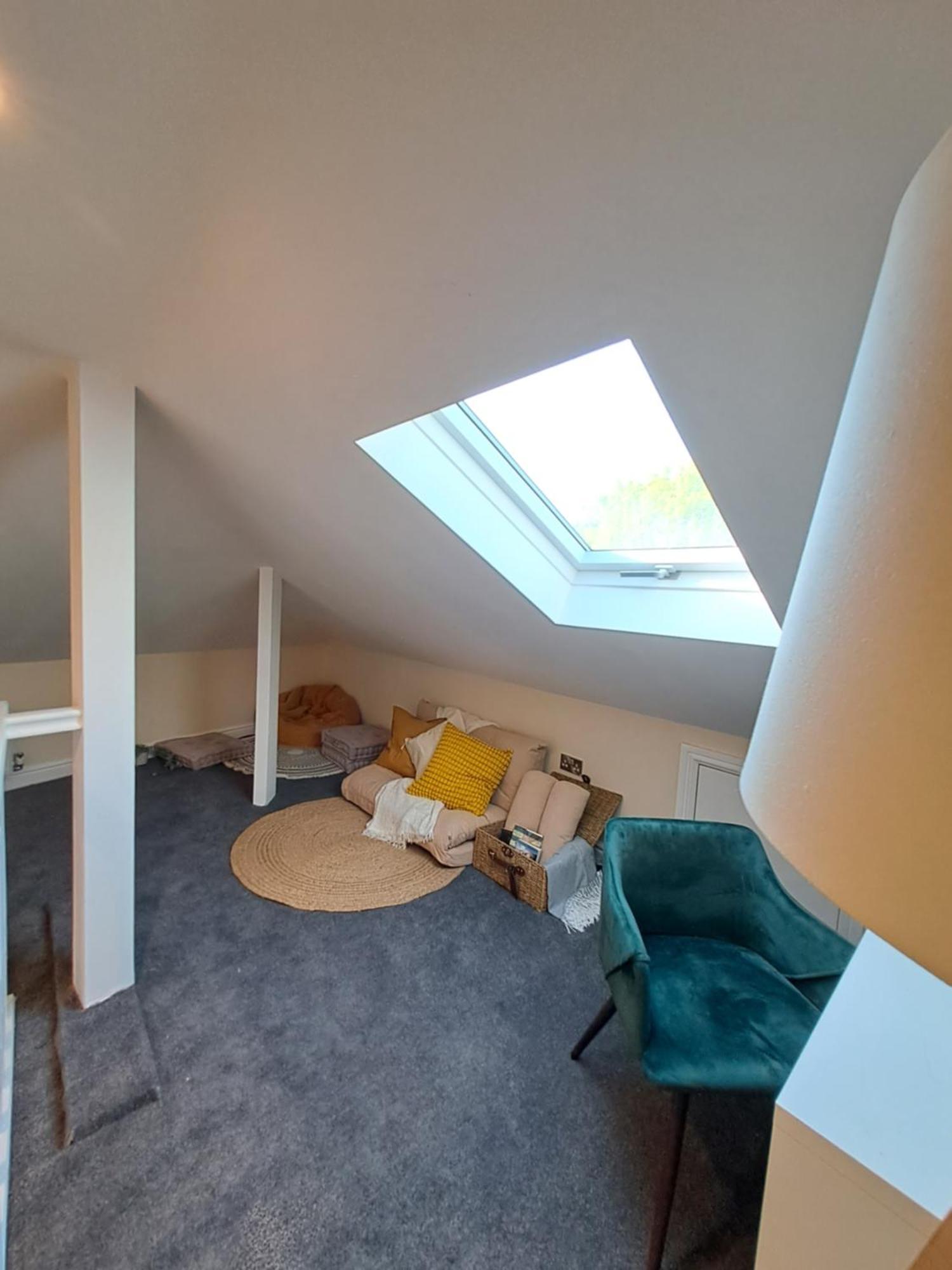 런던 Modern Cosy Corner Flat 3 Bed And Loft Sleep 7 People 아파트 외부 사진